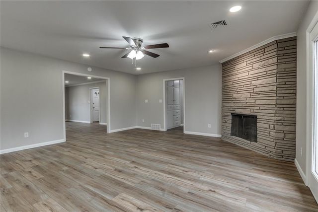 2620 Berkshire Way, The Village, OK 73120