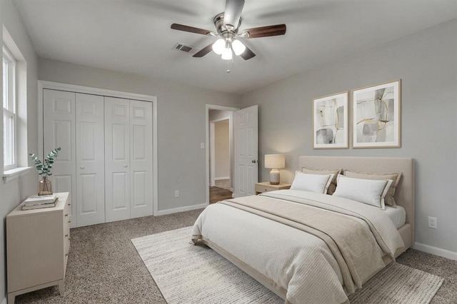 2620 Berkshire Way, The Village, OK 73120