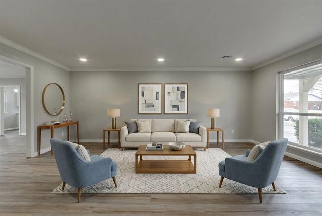 2620 Berkshire Way, The Village, OK 73120