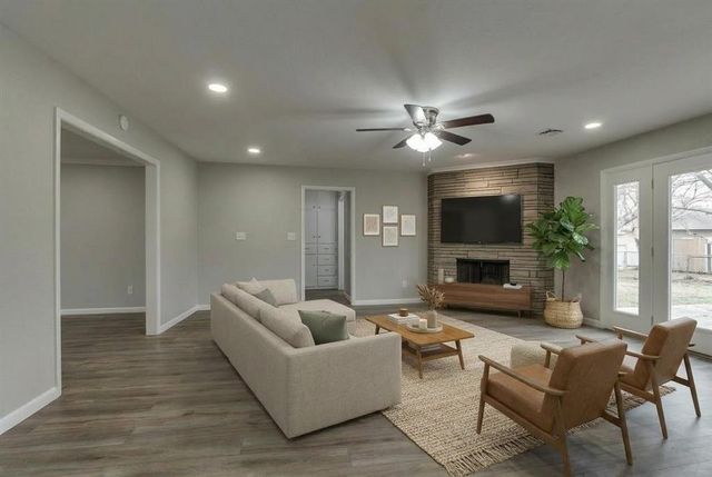 2620 Berkshire Way, The Village, OK 73120