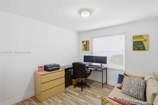 4351 Foxtail Ln, Weston, FL 33331