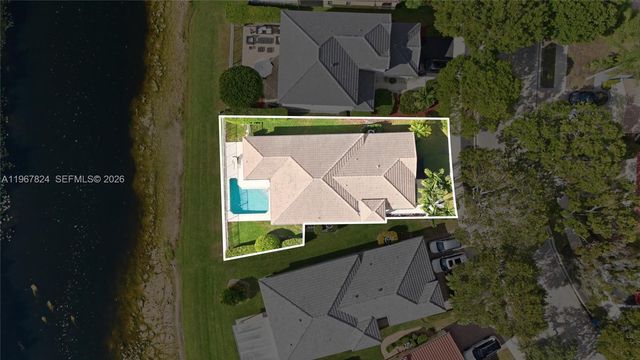 4351 Foxtail Ln, Weston, FL 33331