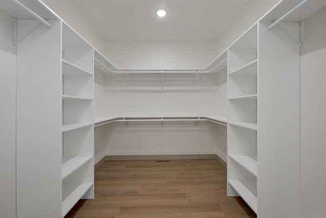 3745 BEACHMONT ROAD, De Pere, WI 54115