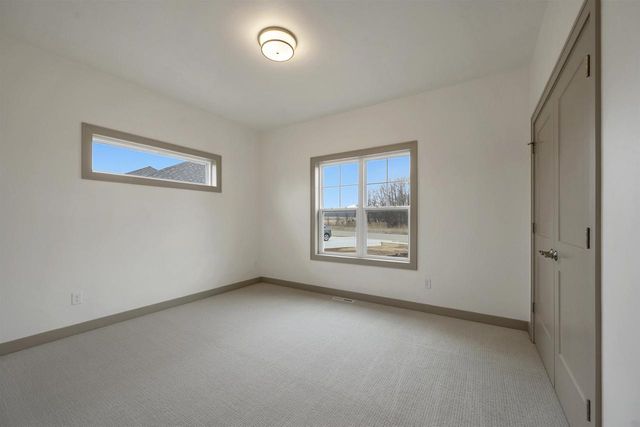 3745 BEACHMONT ROAD, De Pere, WI 54115