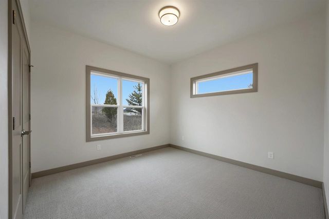 3745 BEACHMONT ROAD, De Pere, WI 54115