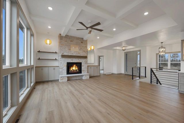 3745 BEACHMONT ROAD, De Pere, WI 54115