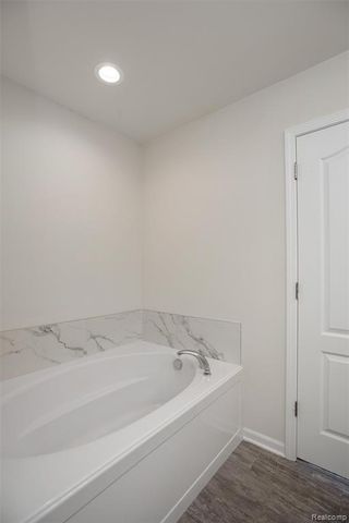 43583 Chancellor Lane, Novi, MI 48375