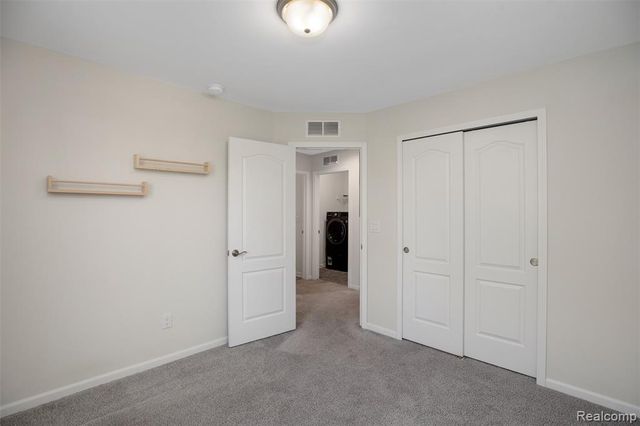 43583 Chancellor Lane, Novi, MI 48375