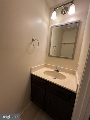 44 WATERVIEW CT, Marlton, NJ 08043