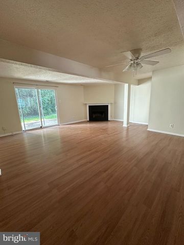 44 WATERVIEW CT, Marlton, NJ 08043