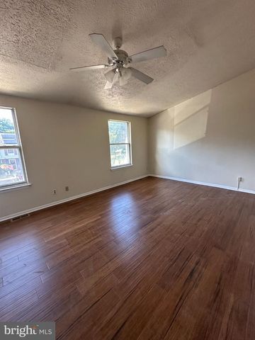 44 WATERVIEW CT, Marlton, NJ 08043