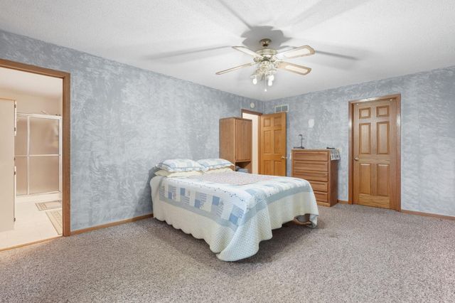 14130 Dearborn Path, Rosemount, MN 55068
