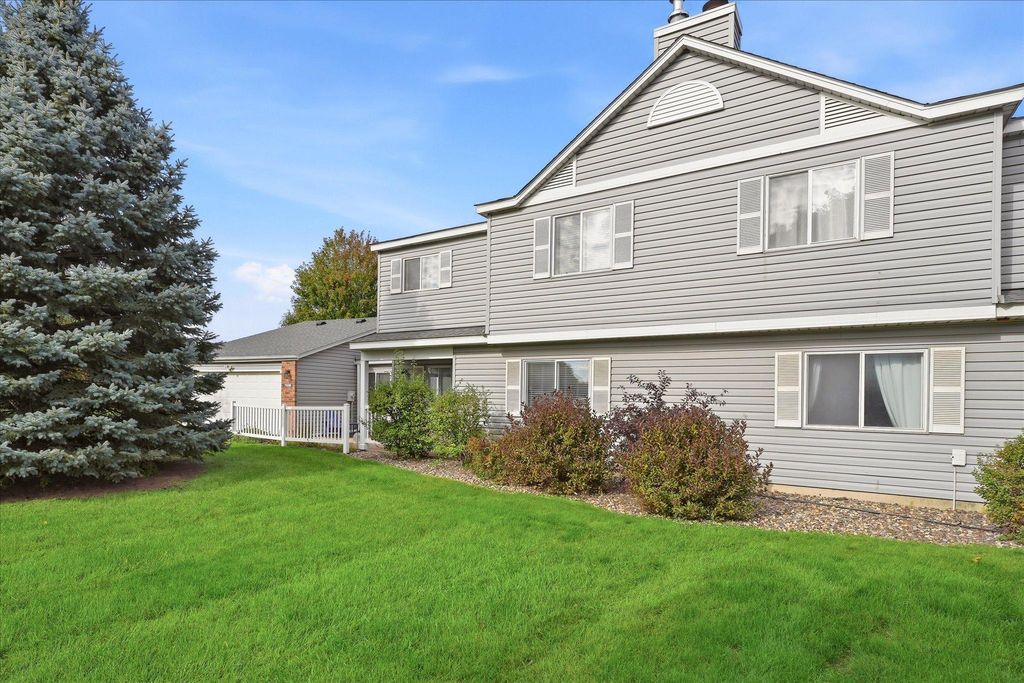 7698 157th Street W, Apple Valley, MN 55124 — exterior