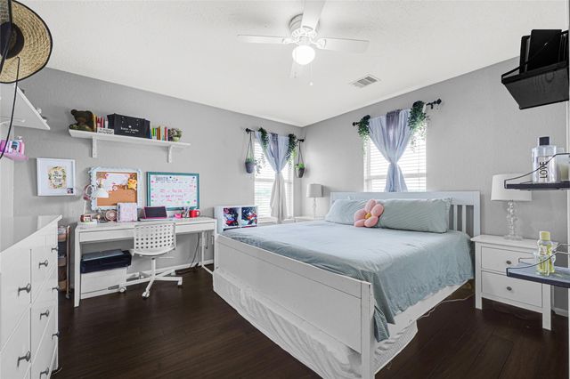 6522 Green Pear Lane, Houston, TX 77049