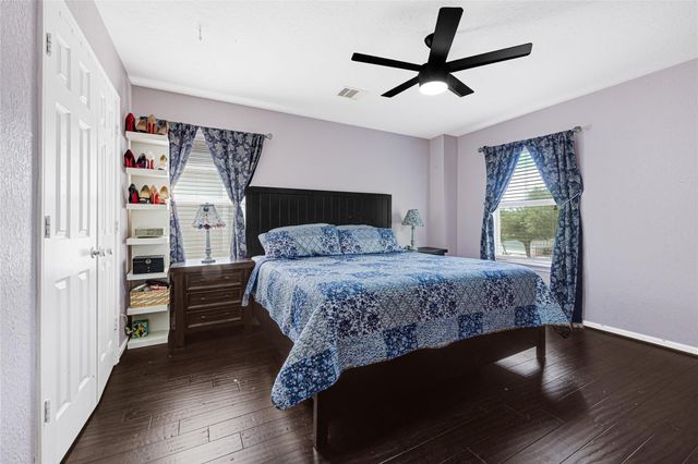 6522 Green Pear Lane, Houston, TX 77049