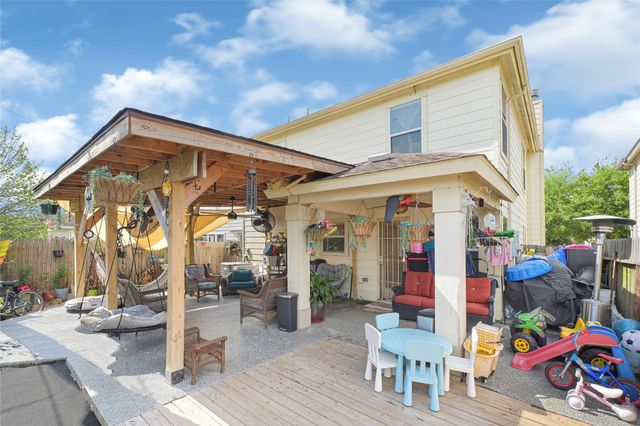 6522 Green Pear Lane, Houston, TX 77049