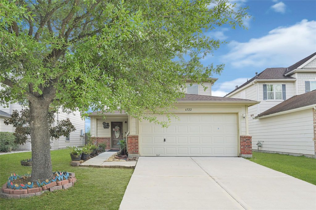6522 Green Pear Lane, Houston, TX 77049
