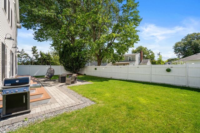 148 Main St, Waltham, MA 02453