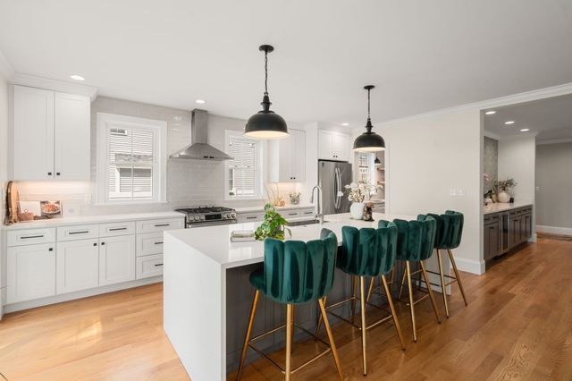 148 Main St, Waltham, MA 02453