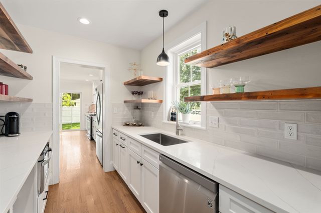 148 Main St, Waltham, MA 02453