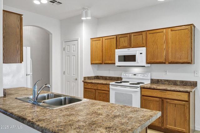 3640 E TORREY PINES Lane, Chandler, AZ 85249