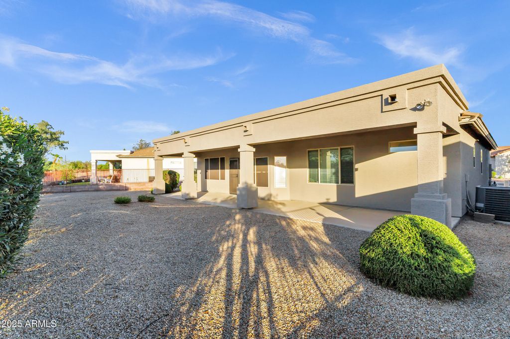 Image 41 of property listing at 3640 E TORREY PINES Lane, Chandler, AZ 85249