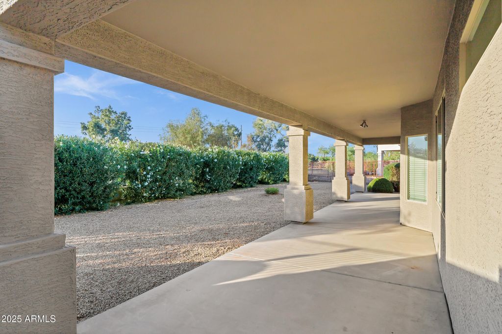 Image 42 of property listing at 3640 E TORREY PINES Lane, Chandler, AZ 85249