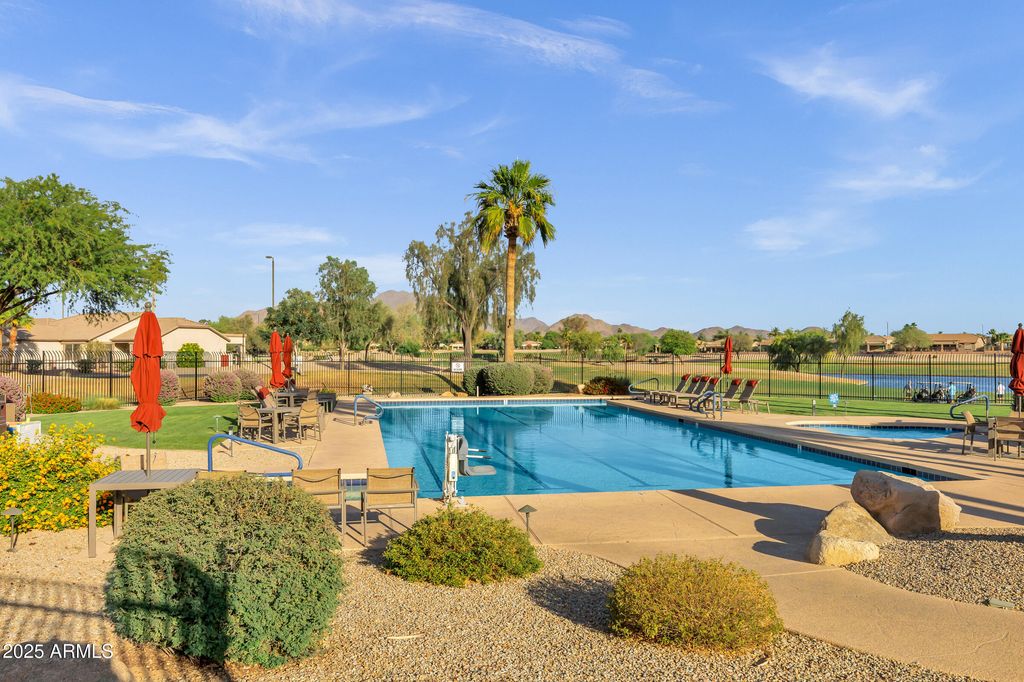 Image 48 of property listing at 3640 E TORREY PINES Lane, Chandler, AZ 85249