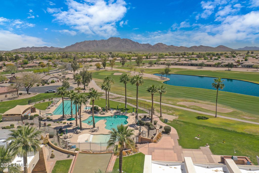 Image 57 of property listing at 3640 E TORREY PINES Lane, Chandler, AZ 85249