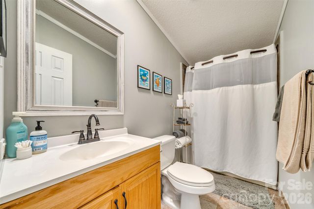 435 McMinn Road, Hendersonville, NC 28792