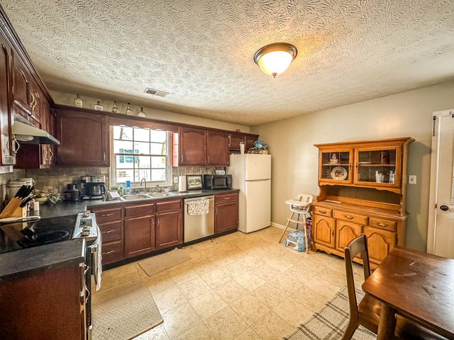 108 Davis Street, Berea, KY 40403