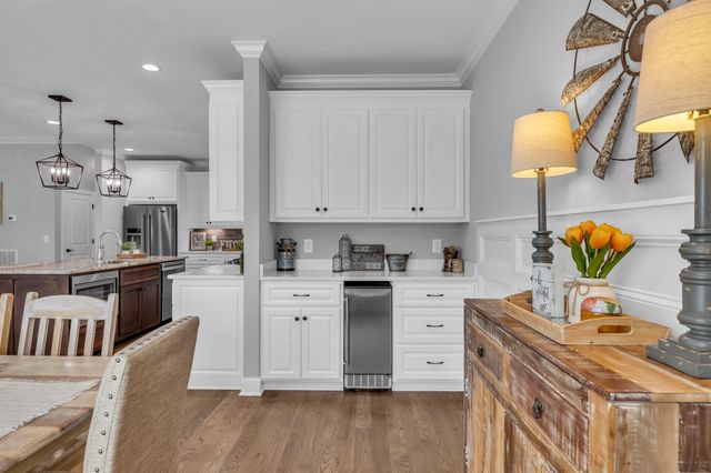 8014 Traditions Ln, Columbia, TN 38401