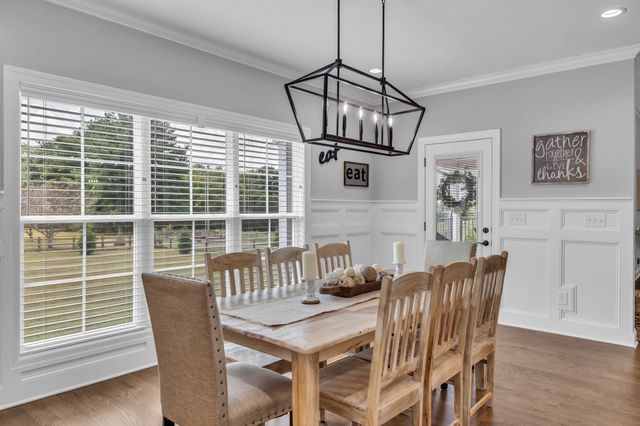 8014 Traditions Ln, Columbia, TN 38401