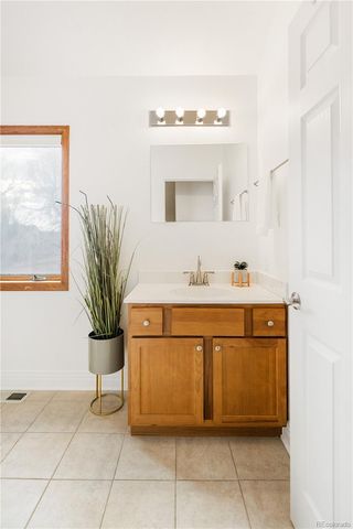 380 County Road, Louisville, CO 80027