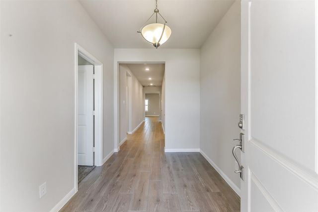 3205 21st Street N, Texas City, TX 77590