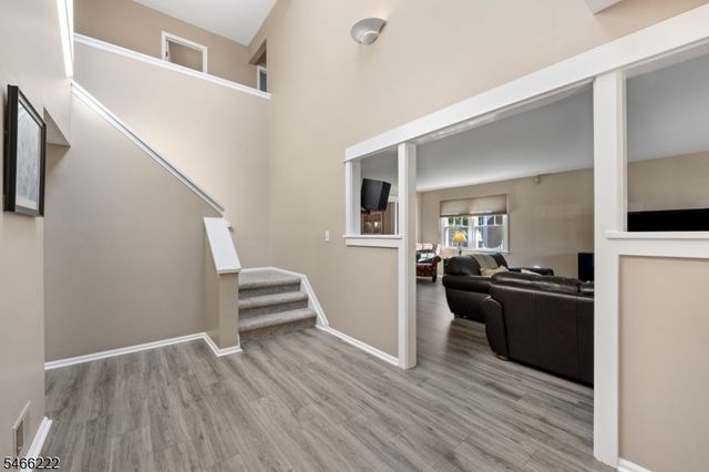 47 Amerman Ln, Hillsborough Twp., NJ 08844