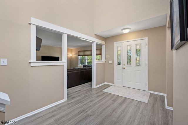 47 Amerman Ln, Hillsborough Twp., NJ 08844