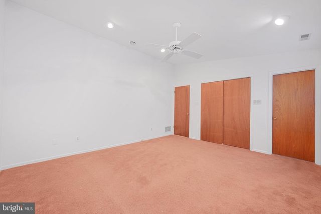 313 MARTINIQUE DR, Williamstown, NJ 08094