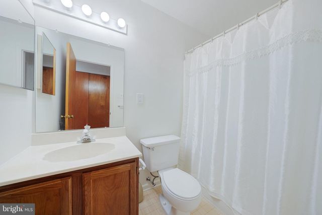313 MARTINIQUE DR, Williamstown, NJ 08094