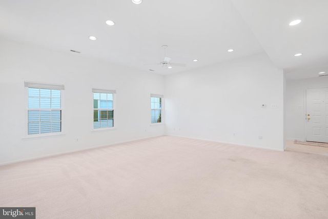 313 MARTINIQUE DR, Williamstown, NJ 08094