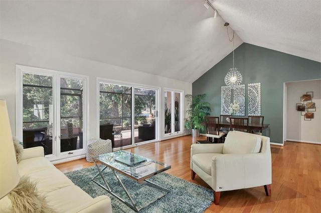 4540 ASCOT CIRCLE N, Sarasota, FL 34235