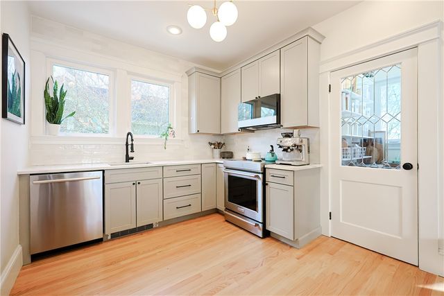 51 Ferncrest Avenue, Cranston, RI 02905