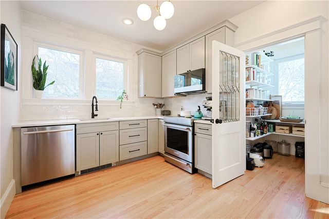 51 Ferncrest Avenue, Cranston, RI 02905