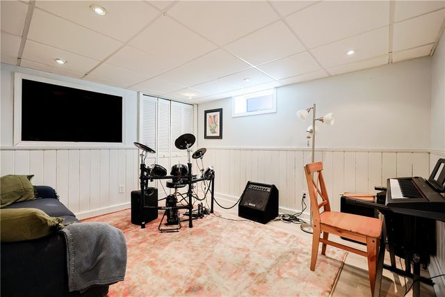 51 Ferncrest Avenue, Cranston, RI 02905