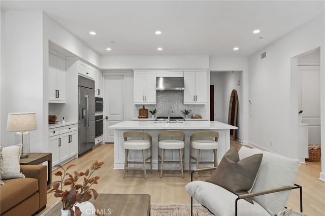 138 Jayhawk, Irvine, CA 92602