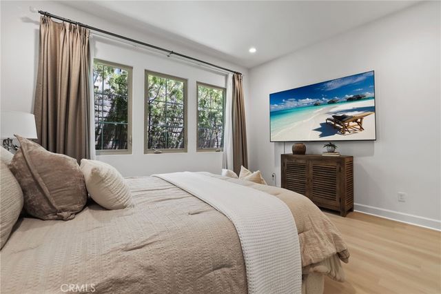 138 Jayhawk, Irvine, CA 92602