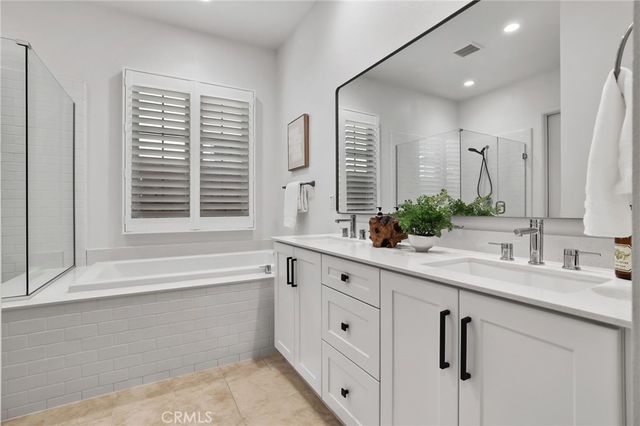 138 Jayhawk, Irvine, CA 92602