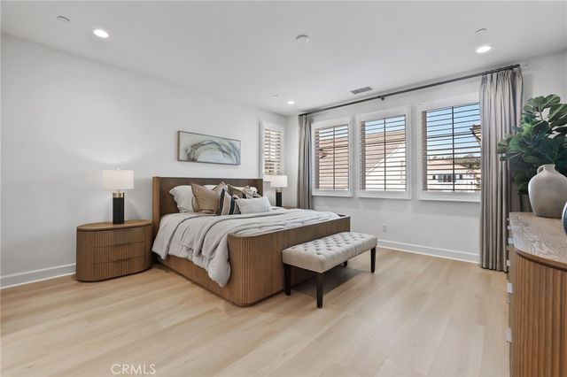 138 Jayhawk, Irvine, CA 92602