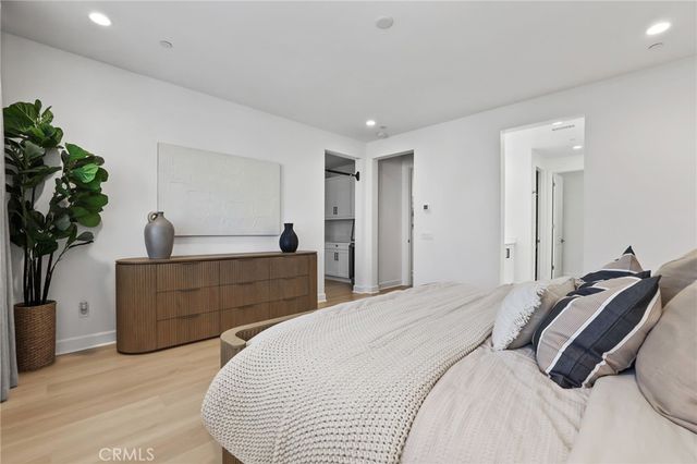 138 Jayhawk, Irvine, CA 92602