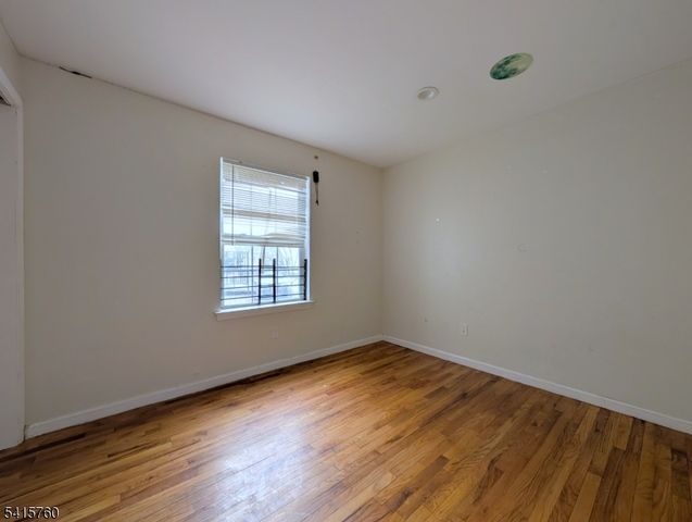 448 Fulton St, Elizabeth City, NJ 07206